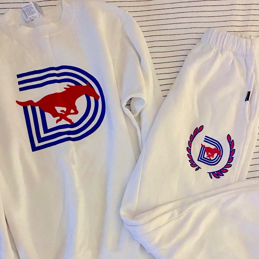 NWOT Champion SMU Mustangs Sweatsuit